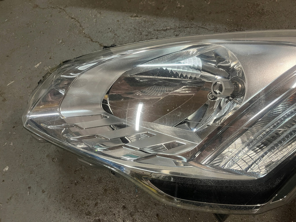Frontscheinwerfer Citroën Berlingo 9806306180 Links Scheinwerfer Headlight SCH8875894409ph