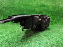 Laden Sie das Bild in den Galerie-Viewer, Frontscheinwerfer Honda Hrv Hr-V Links Scheinwerfer Headlight SCH7682047172bx