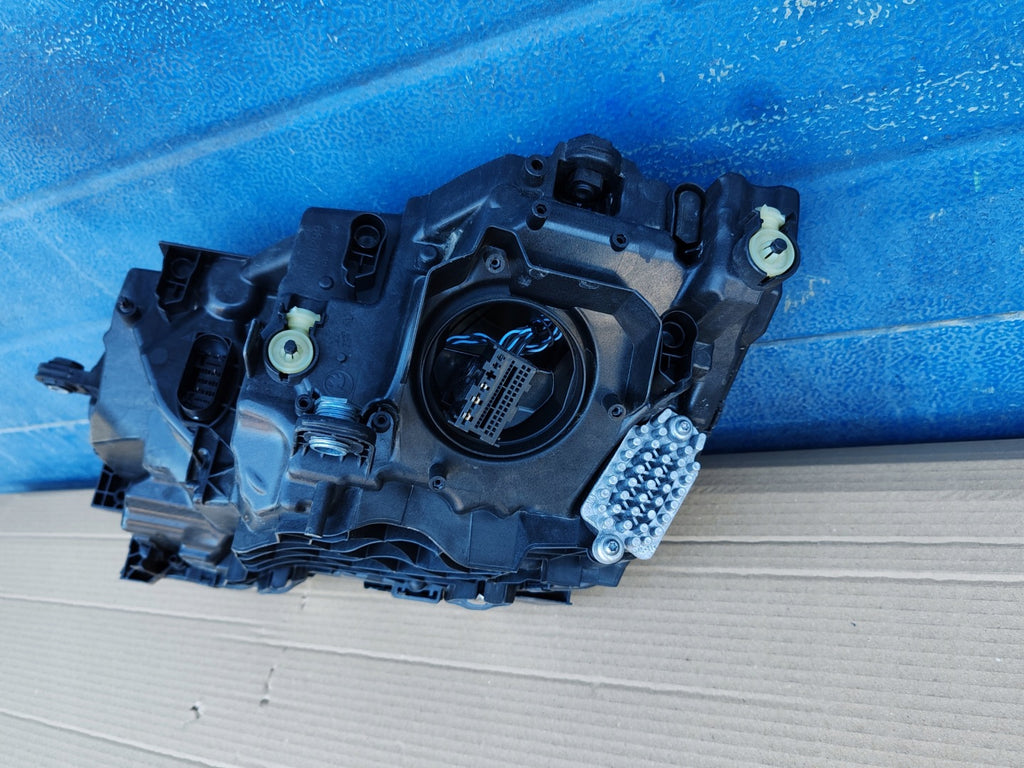 Frontscheinwerfer Skoda Octavia IV 5E4941010 Rechts Scheinwerfer Headlight SCH8787144332ap