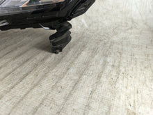 Laden Sie das Bild in den Galerie-Viewer, Frontscheinwerfer Mitsubishi Eclipse Cross LXY1HA0720B40026 LED Links Headlight