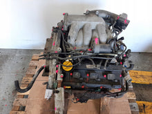 Laden Sie das Bild in den Galerie-Viewer, Motor Renault Espace IV V4Y711 3.5 241PS 177kW 2004 Benzin Engine Unkomplett