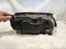 Load image into Gallery viewer, Frontscheinwerfer Volvo Xc70 31383542 Links Scheinwerfer Headlight