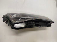 Laden Sie das Bild in den Galerie-Viewer, Frontscheinwerfer Skoda Superb III 3V1941016E Full LED Rechts Headlight