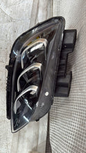 Load image into Gallery viewer, Frontscheinwerfer Hyundai Kona LED Rechts Scheinwerfer Headlight SCH7827612864tn