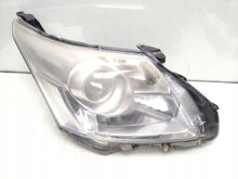 Laden Sie das Bild in den Galerie-Viewer, Frontscheinwerfer Toyota Avensis 8112605310 Rechts Scheinwerfer Headlight SCH5482246082fs