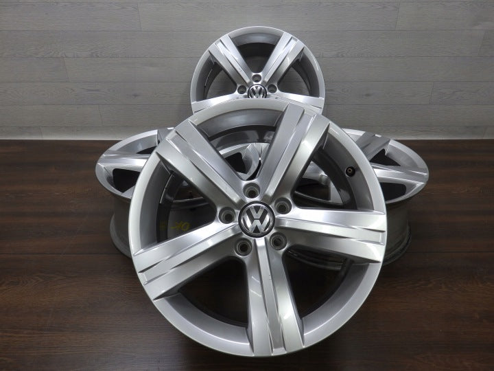 4x Alufelge 17 Zoll 7.5" 5x112 47ET Glanz Silber 3AA601025 VW Passat B7 FEL1025988885at