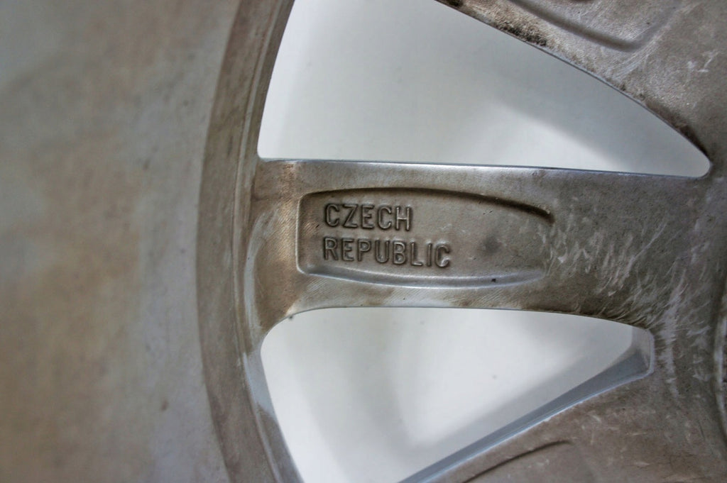 1x Alufelge 17 Zoll 6.5" 5x100 657601025 Skoda Scala Rim Wheel