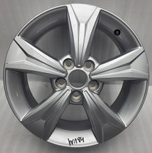 Laden Sie das Bild in den Galerie-Viewer, 1x Alufelge 17 Zoll 6.5" 5x114.3 45ET PW457-10001-ZC Toyota Chr C-Hr Rim Wheel FEL5462487011qm