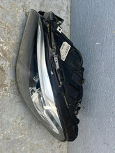 Load image into Gallery viewer, Frontscheinwerfer BMW F11 F10 1LL011087-23 A9731713307 Xenon Rechts oder Links SCH5853479054mv