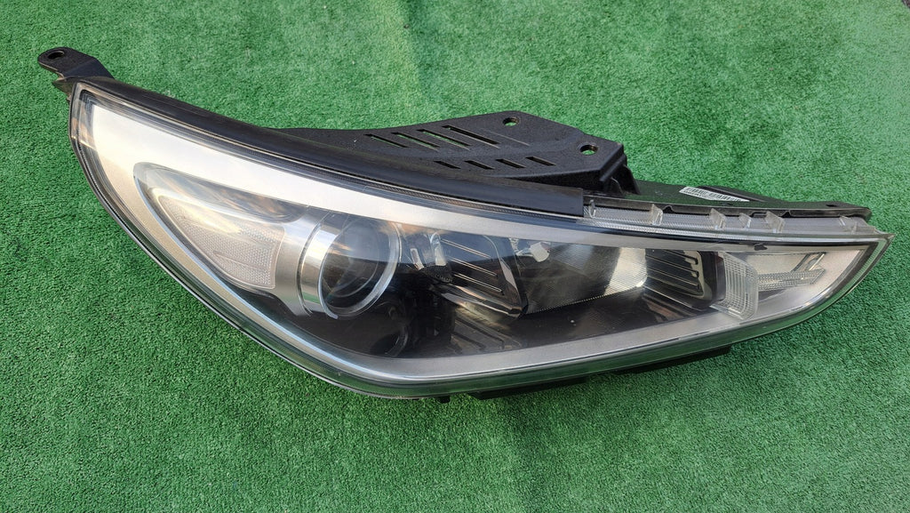 Frontscheinwerfer Hyundai I30 III 92102-G4020 LED Rechts Scheinwerfer Headlight