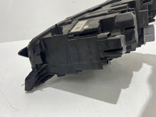 Laden Sie das Bild in den Galerie-Viewer, Frontscheinwerfer Opel Corsa F 39162654 LED Rechts Scheinwerfer Headlight SCH5960480861ro