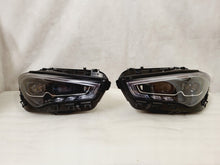 Laden Sie das Bild in den Galerie-Viewer, Frontscheinwerfer Mercedes-Benz Cla A1189061301 A1189061401 Ein Satz Headlight SCH6372237520vu