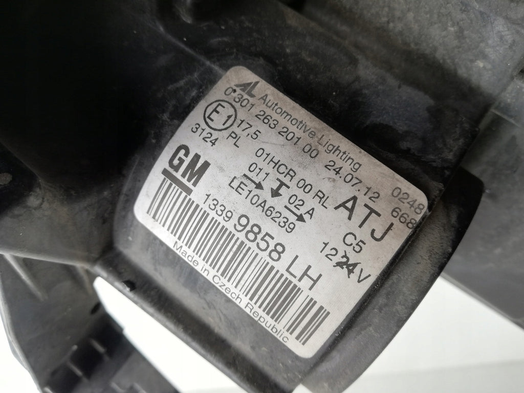 Frontscheinwerfer Opel Zafira C 13399858 13399859 Ein Stück (Rechts oder Links)