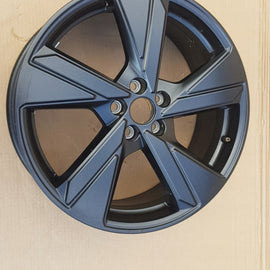 1x Alufelge 18 Zoll 7.5