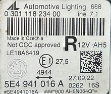 Laden Sie das Bild in den Galerie-Viewer, Frontscheinwerfer Skoda Octavia IV 5E4941016A LED Rechts Scheinwerfer Headlight SCH5781401759se