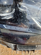 Laden Sie das Bild in den Galerie-Viewer, Frontscheinwerfer Mercedes-Benz W206 A2069068204 LE19A6437 Rechts Headlight SCH2942462443ko