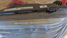 Laden Sie das Bild in den Galerie-Viewer, Frontscheinwerfer Mercedes-Benz W204 A2048201539 Links Scheinwerfer Headlight SCH1983524682sy