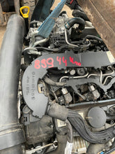 Laden Sie das Bild in den Galerie-Viewer, Motor Mercedes-Benz 6510105718 2.2 CDI 89TKm Diesel Engine Unkomplett