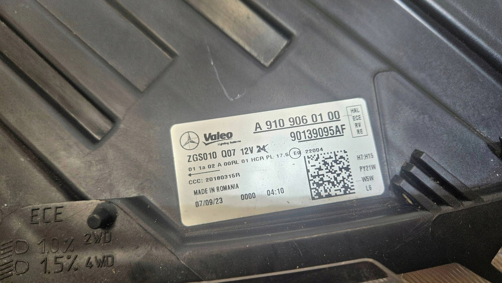 Frontscheinwerfer Mercedes-Benz Sprinter A9109060100 Rechts oder Links