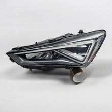 Laden Sie das Bild in den Galerie-Viewer, Frontscheinwerfer Seat 5FJ941007H Full LED Links Scheinwerfer Headlight