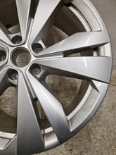 Load image into Gallery viewer, 1x Alufelge 19 Zoll 8.0" 5x112 45ET 11A071499 VW Id.5 Id.4 Rim Wheel FEL7632534741ba
