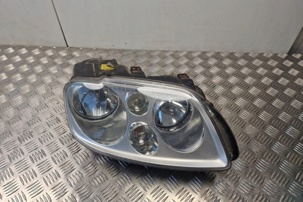 Frontscheinwerfer VW Touran 1T0941006D Ein Stück (Rechts oder Links) Headlight