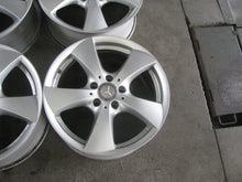Laden Sie das Bild in den Galerie-Viewer, 4x Alufelge 17 Zoll 7.5" 5x112 45ET Glanz Silber 513767 Rim Wheel FEL7497456231rv