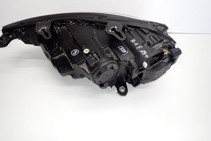 Frontscheinwerfer Audi A1 82A941034D Rechts Scheinwerfer Headlight SCH4448681247hz