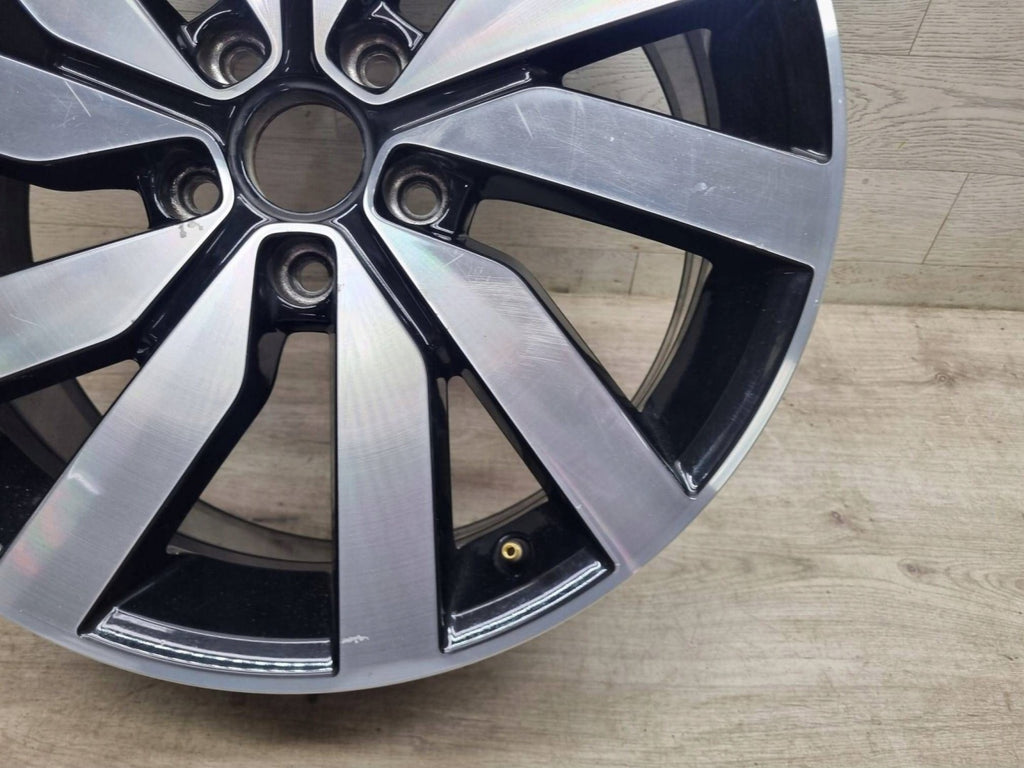 1x Alufelge 18 Zoll 5x112 5TA601025F VW Touran Rim Wheel FEL4228009681aq