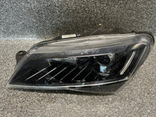 Laden Sie das Bild in den Galerie-Viewer, Frontscheinwerfer Skoda Superb III 3V1941015B Full LED Links Headlight SCH2869798714vr