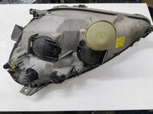 Laden Sie das Bild in den Galerie-Viewer, Frontscheinwerfer Mercedes-Benz W168 A1688201761 Ein Stück (Rechts oder Links)