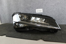 Laden Sie das Bild in den Galerie-Viewer, Frontscheinwerfer Skoda Superb III 3V1941016D LED Rechts Scheinwerfer Headlight