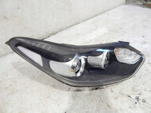 Laden Sie das Bild in den Galerie-Viewer, Frontscheinwerfer Kia Sportage IV LED Ein Stück (Rechts oder Links) Headlight SCH2481752190dp
