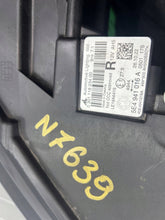 Laden Sie das Bild in den Galerie-Viewer, Frontscheinwerfer Skoda Octavia I 5E4941016A LE18A6419030111823400 Links SCH9155917722sl
