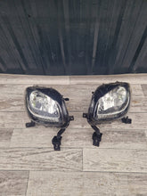 Laden Sie das Bild in den Galerie-Viewer, Frontscheinwerfer Smart Forfour 453 260607221R Ein Stück (Rechts oder Links) SCH4169732500nj