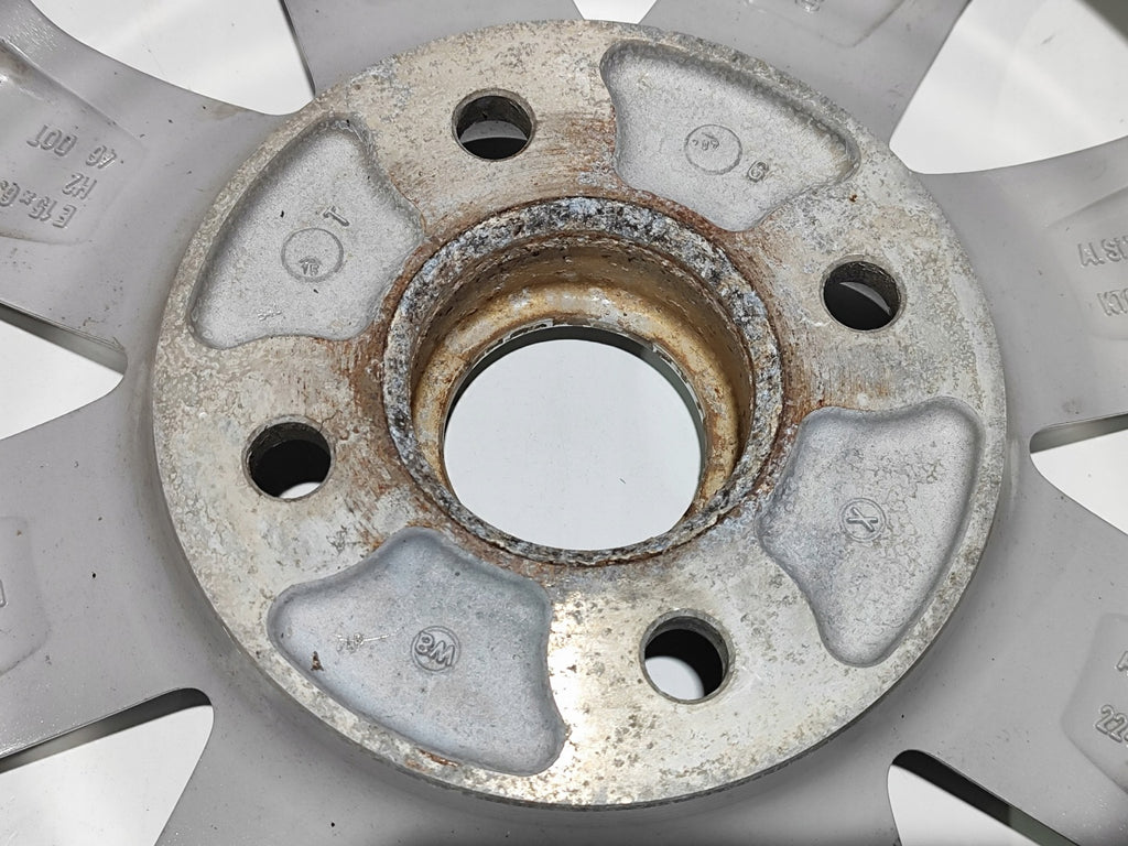 1x Alufelge 15 Zoll 6.0" 4x114.3 46ET Glanz Silber 4250B671 Mitsubishi Colt I FEL5228611484qo