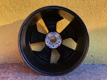 Laden Sie das Bild in den Galerie-Viewer, 1x Alufelge 19 Zoll 7.5" 5x112 50ET 10A601025J VW Rim Wheel FEL9983837091lh