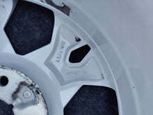 Load image into Gallery viewer, 1x Alufelge 16 Zoll 6.5" 5x114.3 50ET Glanz Silber 52910-J7AA0 Kia Proceed FEL2084424491ct