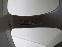 Laden Sie das Bild in den Galerie-Viewer, 1x Alufelge 16 Zoll 7.0" 5x120 40ET Glanz Silber 6796202 BMW 1 F21 F20 Rim Wheel FEL1937749606vc