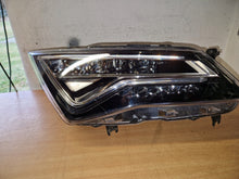 Laden Sie das Bild in den Galerie-Viewer, Frontscheinwerfer Seat Ateca 576941008F 90117434A LED Rechts Headlight