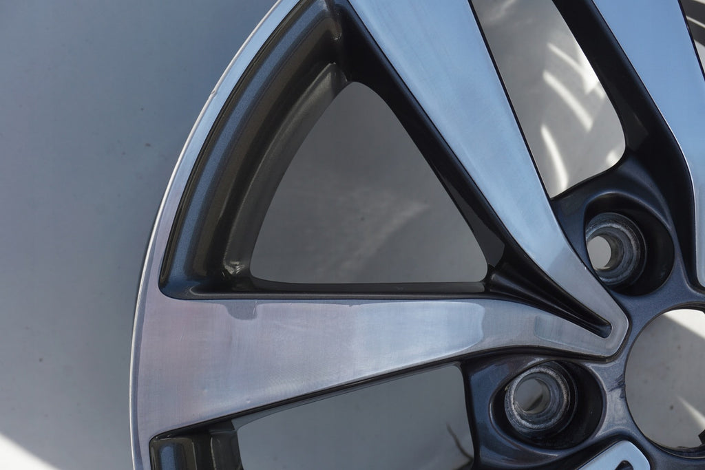 1x Alufelge 16 Zoll 6.5" 5x114.3 50ET Glanz Graphit 52910-G4200 Hyundai Mg