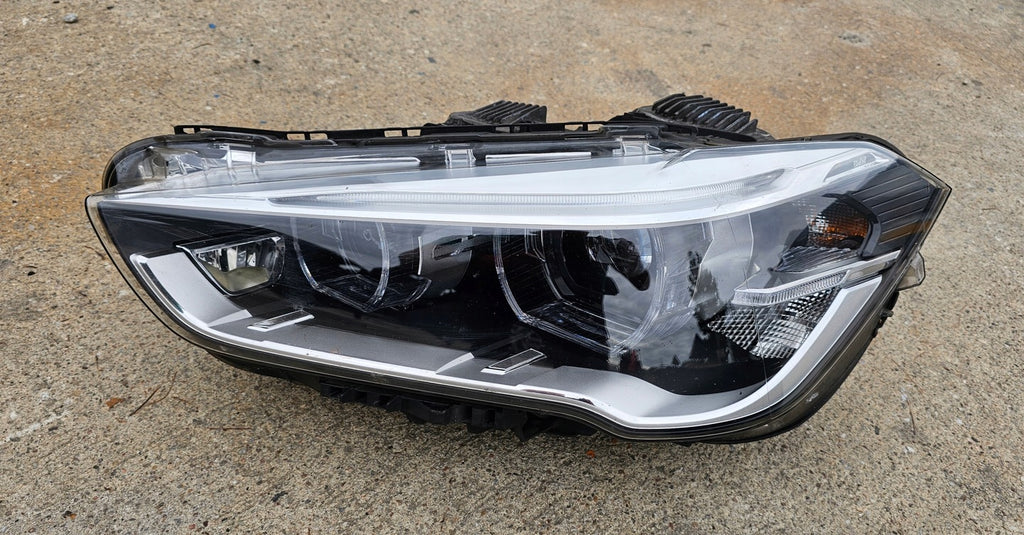 Frontscheinwerfer BMW X1 F48 7495003 Links Scheinwerfer Headlight SCH8329442042hu
