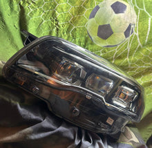 Laden Sie das Bild in den Galerie-Viewer, Frontscheinwerfer Peugeot 508 II 9839014380 LED Links Scheinwerfer Headlight SCH4042214921rj