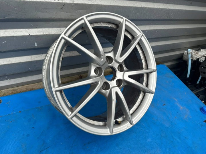 1x Alufelge 17 Zoll 8B3601025A Audi A5 Rim Wheel FEL8222143210zf