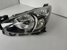 Load image into Gallery viewer, Frontscheinwerfer Mazda 2 DB5J-51040 Links Scheinwerfer Headlight