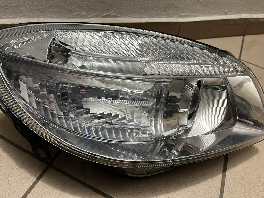 Frontscheinwerfer Skoda Fabia II Rechts Scheinwerfer Headlight