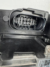 Laden Sie das Bild in den Galerie-Viewer, Frontscheinwerfer VW Passat 3J1941005 LED Links Scheinwerfer Headlight SCH6097179013zw