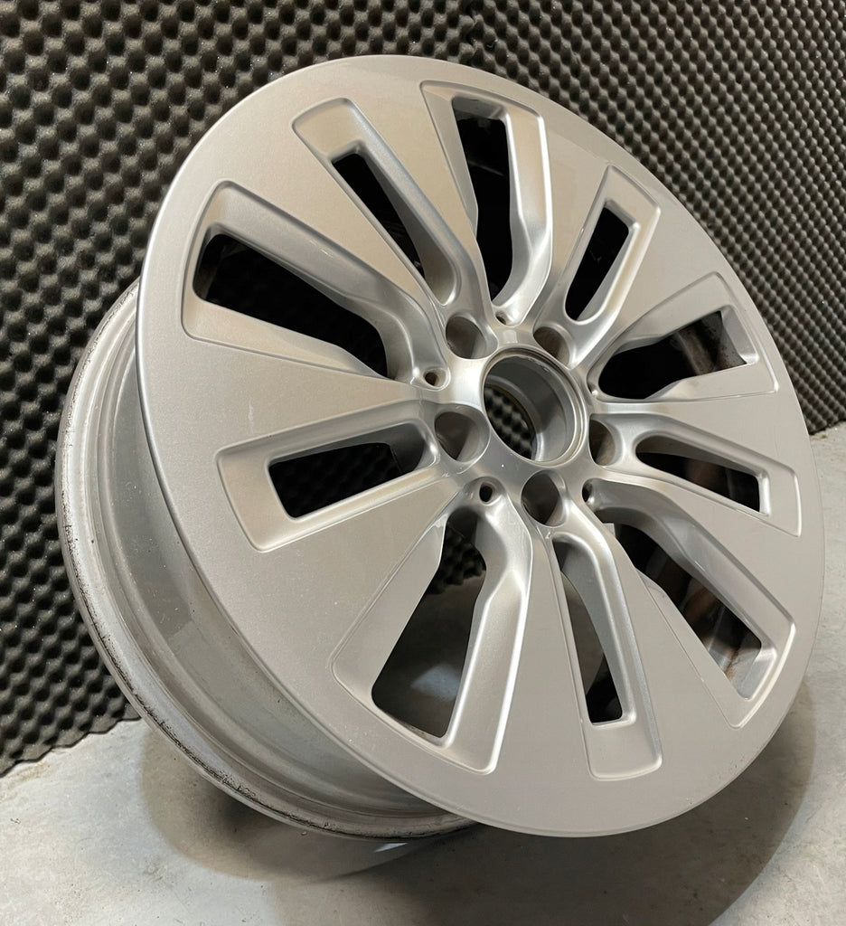 1x Alufelge 17 Zoll 6.5" 5x112 34,5ET Glanz Silber A2064010100 Mercedes-Benz