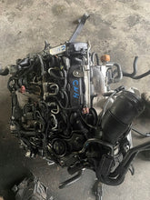 Laden Sie das Bild in den Galerie-Viewer, Motor Audi A5 A4 CNH 2.0 TDI Diesel Engine Unkomplett