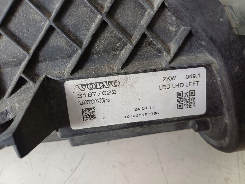 Frontscheinwerfer Volvo V40 Cross Country 31377022 Links Scheinwerfer Headlight SCH5459971820kr